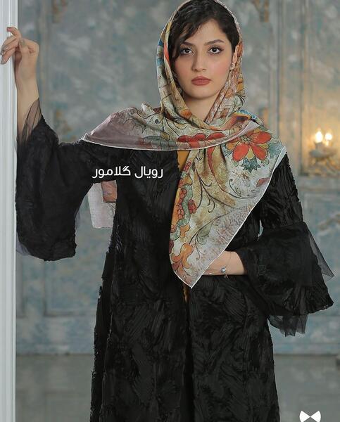 عکس مانتو بلند مشکی شیک