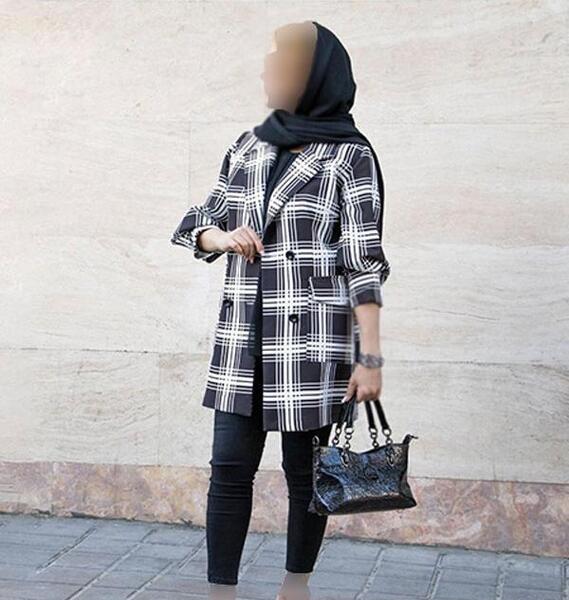 عکس مانتو سفید با شلوار مشکی