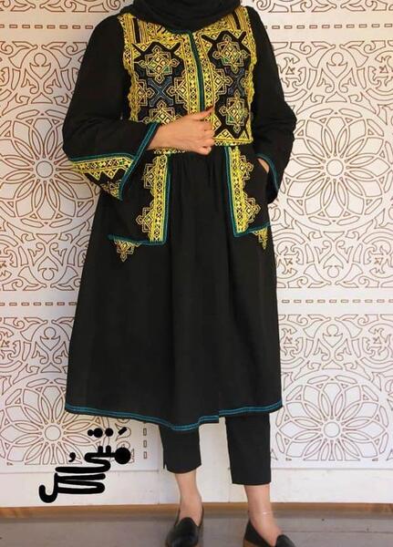 عکس مانتو سنتی مشکی