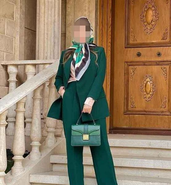 عکس مانتو سبز کوتاه