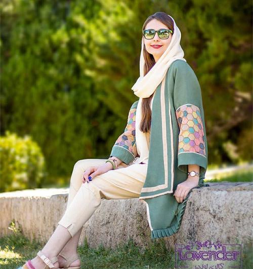 عکس مانتو سبز کم رنگ