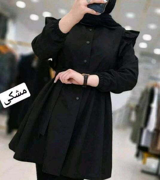 عکس مانتو مشکی دخترانه کوتاه