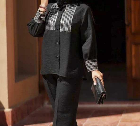 عکس مدل مانتو جدید کوتاه دکمه دار