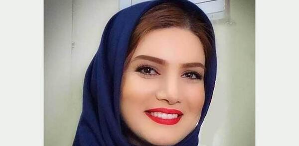 عکس دختر ایرانی با مانتو جلو باز