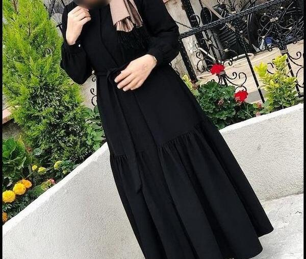 عکس مدل مانتو جدید نخی مشکی ساده