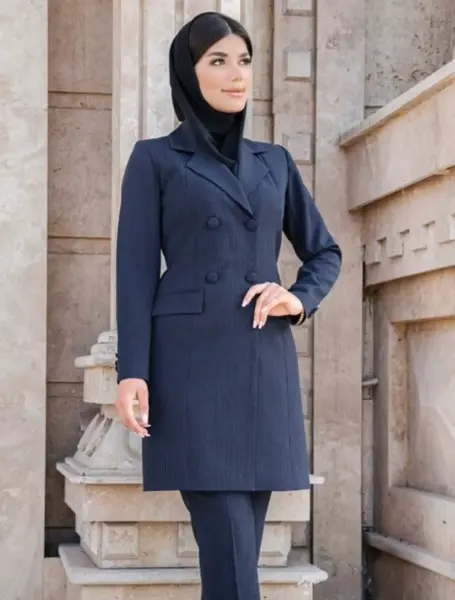 عکس مانتو یقه انگلیسی چهار دکمه