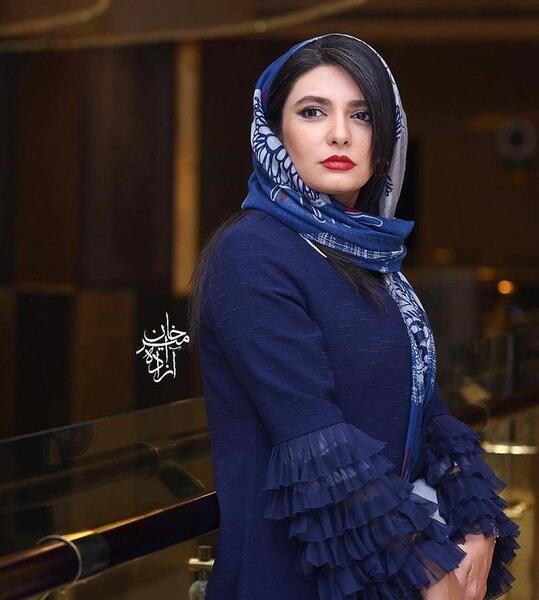 عکس ست كردن مانتو و شال