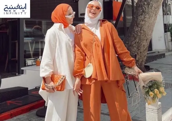 عکس دختر با مانتو نارنجی