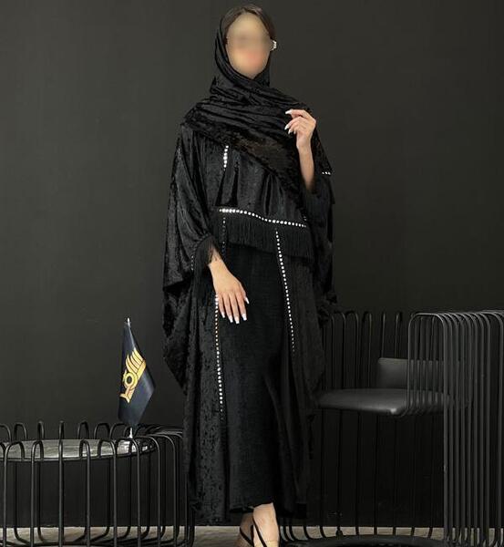 عکس مانتو عبایی مشکی دخترانه