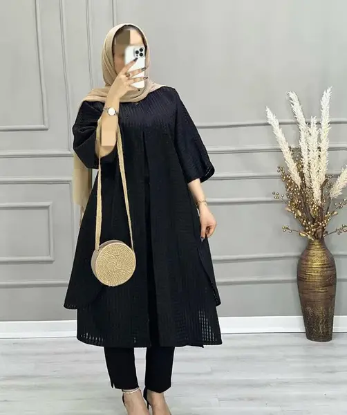 عکس مانتو مشکی جلو باز بلند