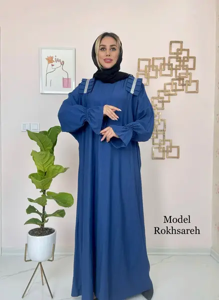 عکس مانتو رنگ آبی نفتی