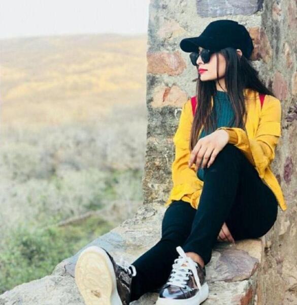 اسپرت شاخ عکس پروفایل دخترونه لاکچری اینستا