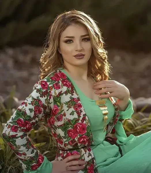 عکس زیباترین دختر مریوان