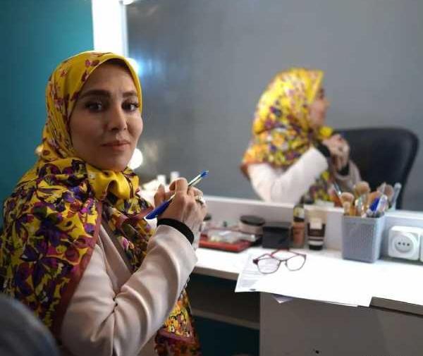 عکس ژیلا صادقی مجری تلویزیون