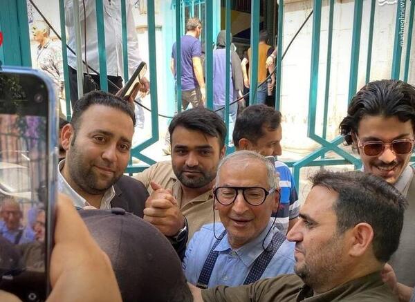 عکس صادق زیبا کلام و حمید نوری