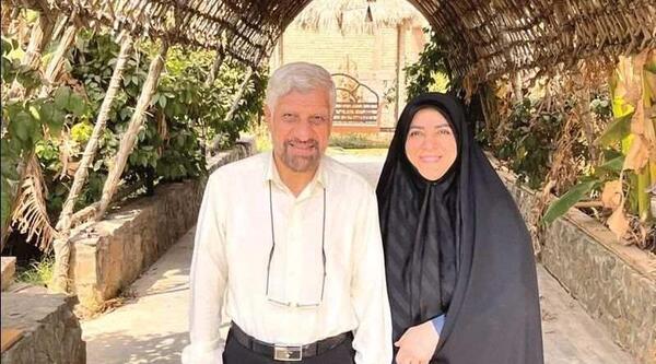 عکس حاج صادق آهنگران و همسرش