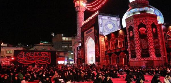عکس امامزاده صالح در شب