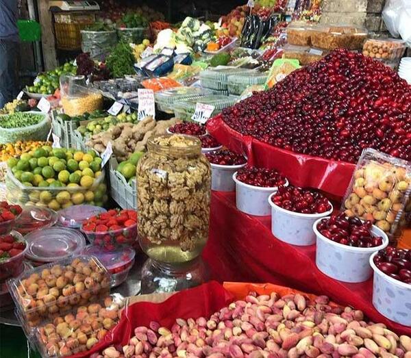 عکس بازار تجریش امامزاده صالح