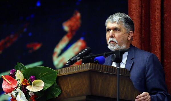 عکس صالحی وزیر ارشاد