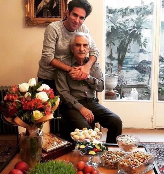 عکس هوتن شکیبا در لیسانسه ها