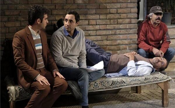 عکس هوتن شکیبا در لیسانسه ها