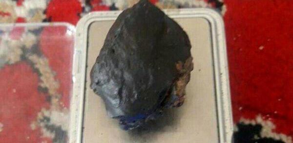 عکس شهاب سنگ واقعی کوچک