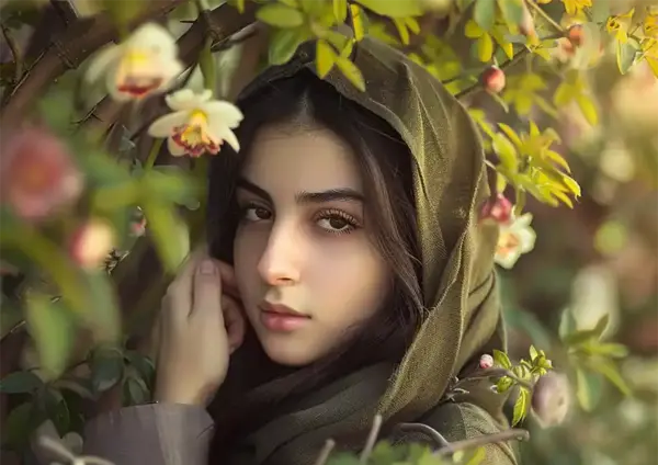 عکس شکوفه با دست