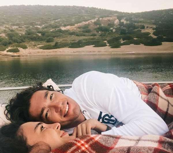 عکس ابرو شاهین با همسرش