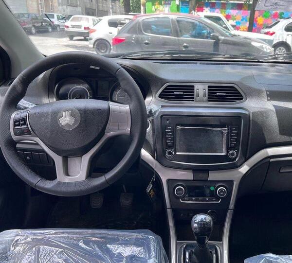 عکس خودرو شاهین سفید