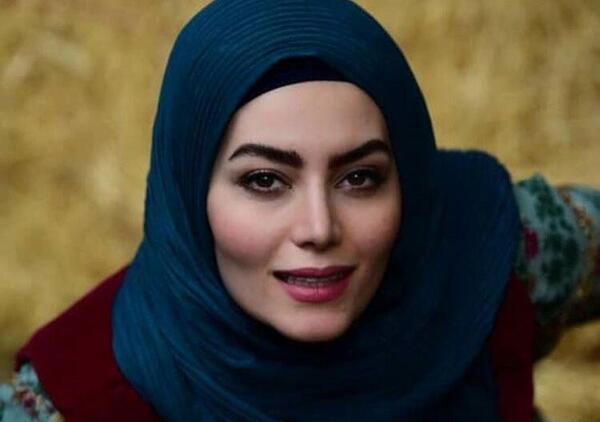 عکس شیرین و روژان در سریال نون خ