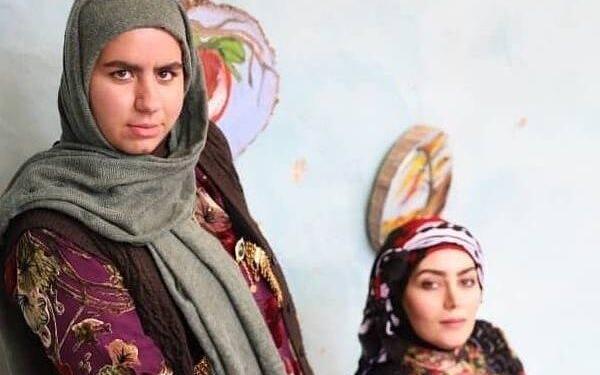 عکس شیرین و روژان در سریال نون خ