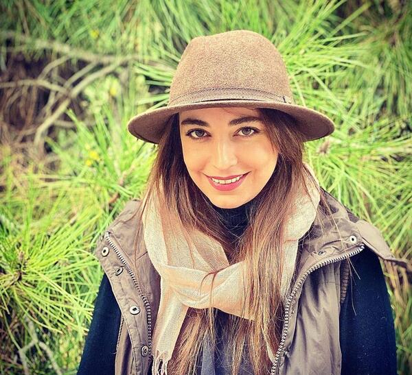 عکس شیرین صمدی مجری صدا و سیما