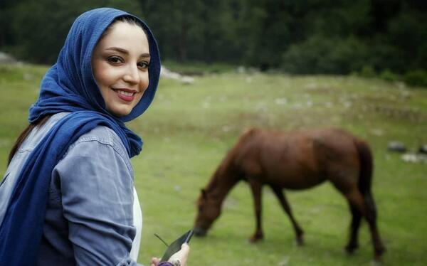 عکس شیرین صمدی مجری صدا و سیما