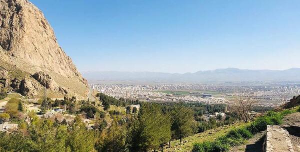 عکس کوه شیرین سوار