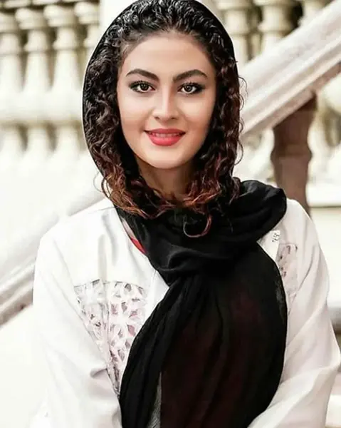 عکس بازیگران فیلم زندگی شیرین