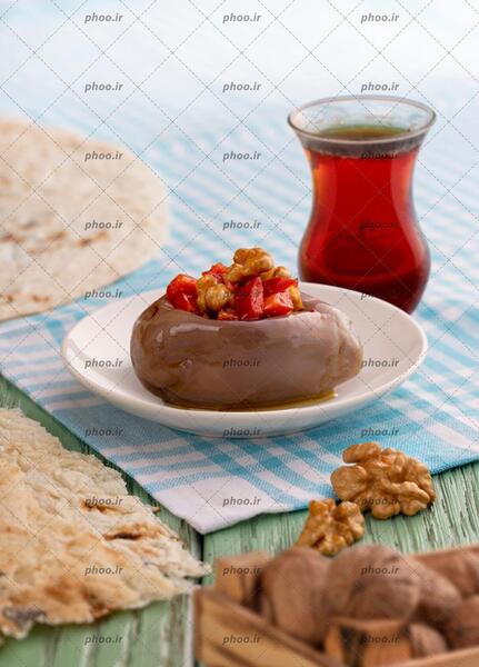 عکس چایی و شیرینی