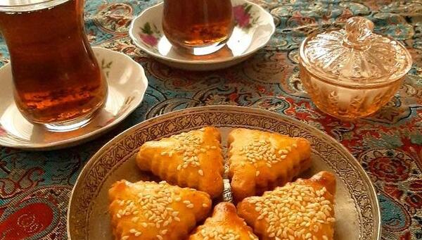 عکس چایی و شیرینی