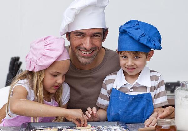 عکس از شیرینی پزی