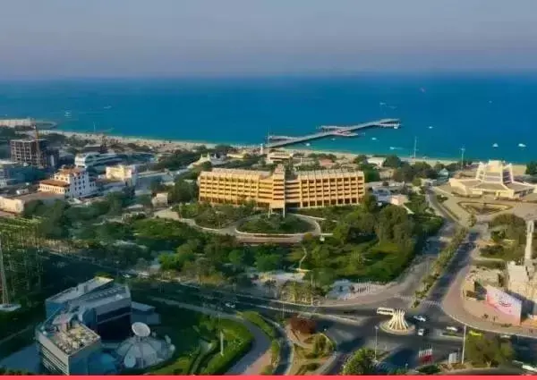 عکس استخر هتل شایان کیش