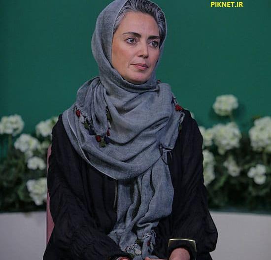 عکس سینا کرمی در برف بی صدامی بارد