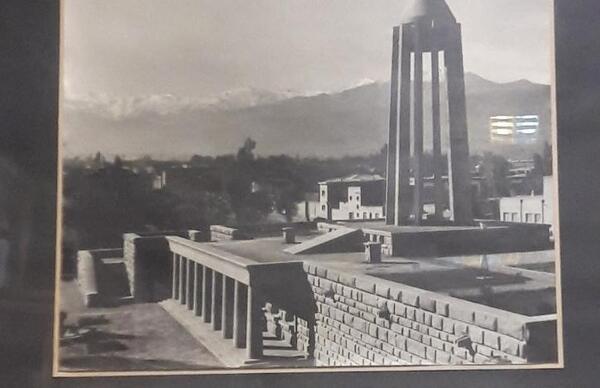 عکس مقبره بوعلی سینا