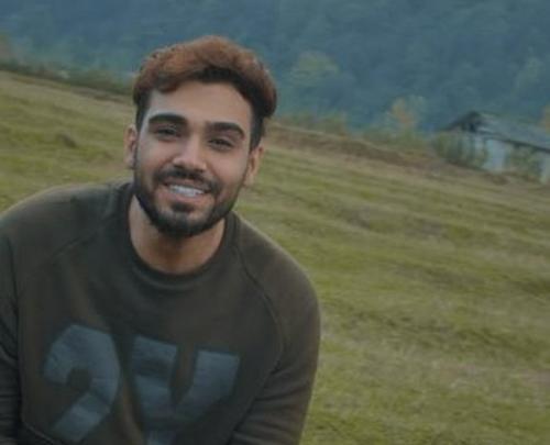 عکس سینا درخشنده و مادرش
