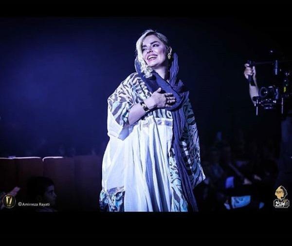 عکس سینا درخشنده و مادرش