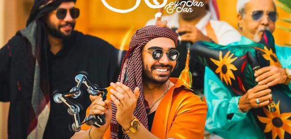 عکس سینا درخشنده و مادرش