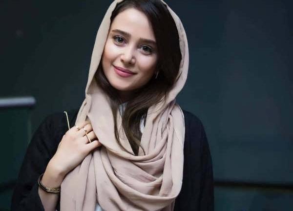 عکس سمانه منیری در فسیل