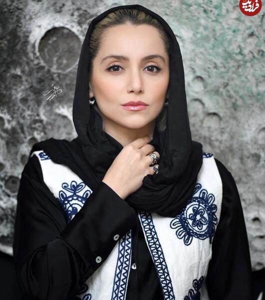 عکس واقعی ساناز در فیلم دینامیت