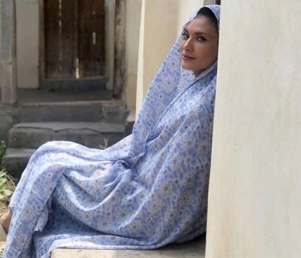 عکس ساناز سعیدی و همسرش و فرزندش