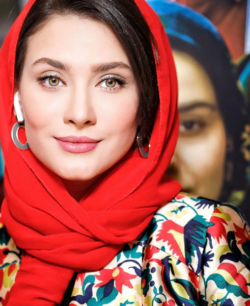 عکس ساناز سعیدی در نیوکمپ