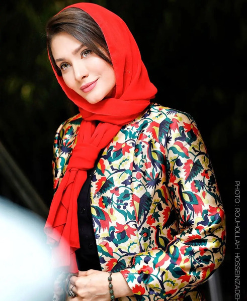 عکس ساناز سعیدی در نیوکمپ