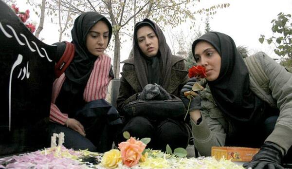عکس های سمیرا حسینی در سریال آسمان همیشه ابری نیست